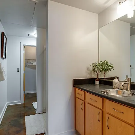 Holiday home Heart Of Midtown 1bd 1 Ba Condo!