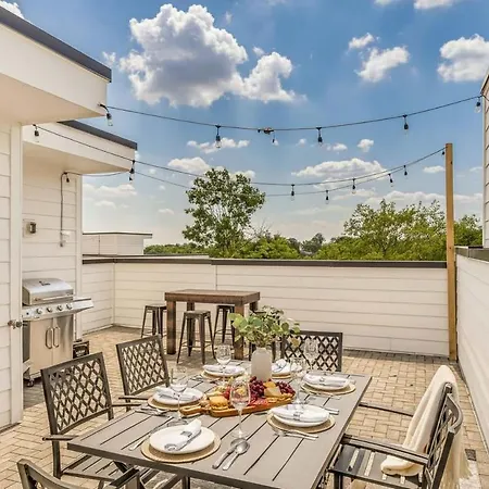 Grill Fire Pit & Views Near Downtown * Nashville