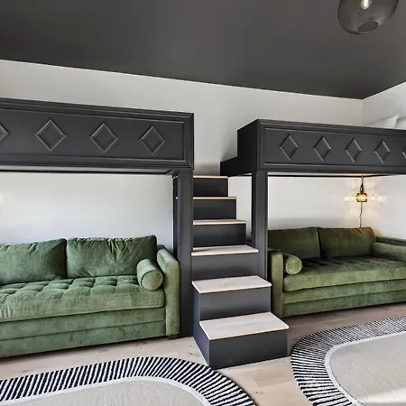 The Great Gatsby By Avantstay Holiday home *