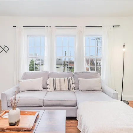 Chroma - 2 Units - Mins To Broadway & Germantown * Nashville