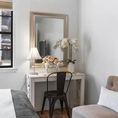 Cozy By Music Row, Walk To Restaurants And Bars Holiday home Nashville