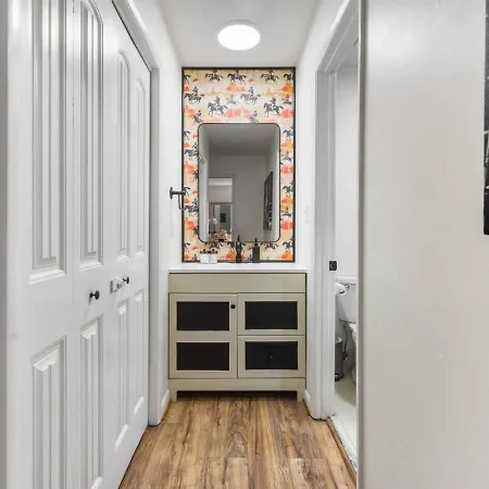 Cozy By Music Row, Walk To Restaurants And Bars Nashville