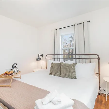Chroma - 2 Units - Mins To Broadway & Germantown * Nashville