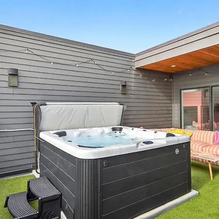 Girls Night Out By Avantstay Holiday home *