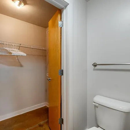 Heart Of Midtown 1bd 1 Ba Condo! * Nashville