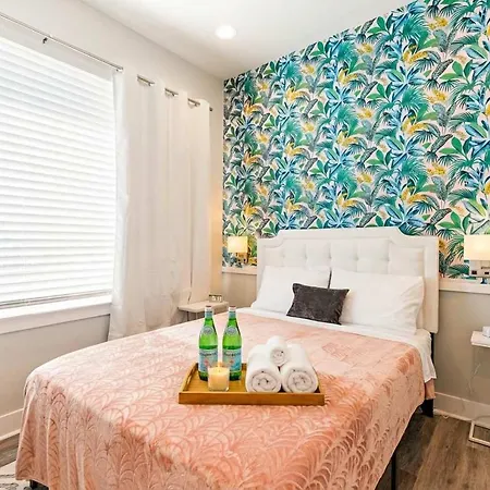 Private With Rooftop Game Near Downtown * Nashville