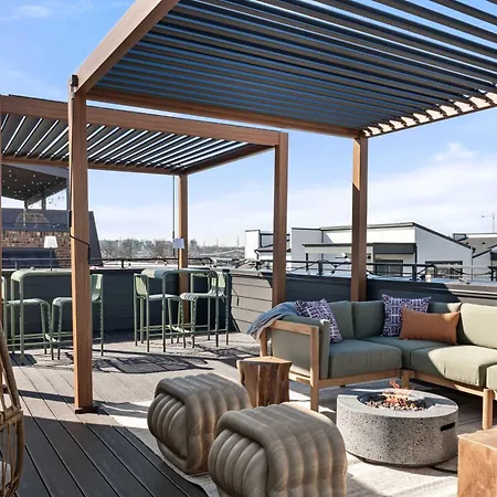 The Ridgeline - New Rooftop Retreat Near The Gulch Holiday home Nashville