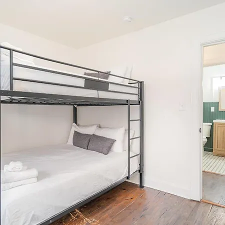 Chroma - 2 Units - Mins To Broadway & Germantown * Nashville