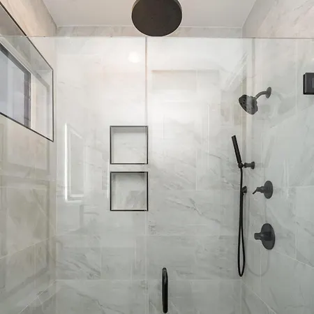 Elevator With Rooftop Hot Tub & Spacious Yard * Nashville