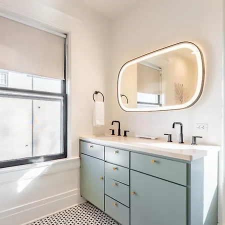 Notes Of Southern Charm - Walkable To Food & Shops