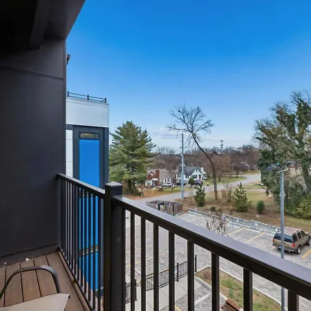 Holiday home Scene In Chic East Nash 12 Min To Broadway Nashville
