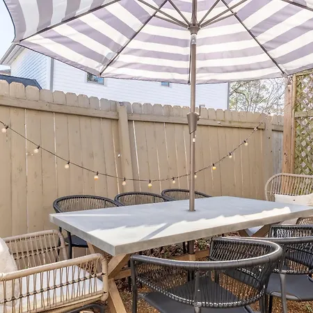 Notes Of Southern Charm - Walkable To Food & Shops Holiday home Nashville