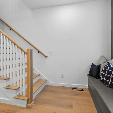 The Modern Cowboy - Rooftop On Music Row Holiday home *