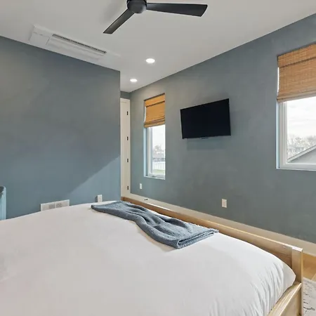 The Elmwood & Ashford - 8br Weho Rooftops Holiday home Nashville