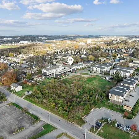 Holiday home Private With Rooftop Game Near Downtown