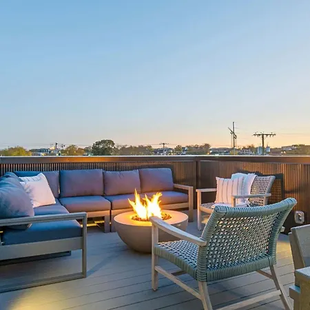 Holiday home The Elmwood & Ashford - 8br Weho Rooftops