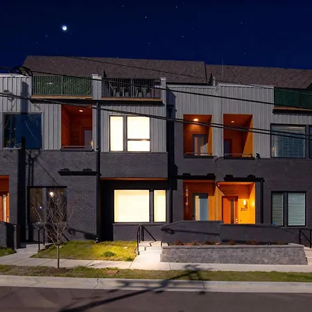 Private With Rooftop Game Near Downtown * Nashville