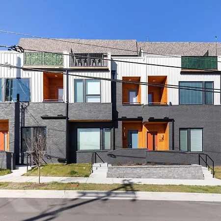 Holiday home Private With Rooftop Game Near Downtown *