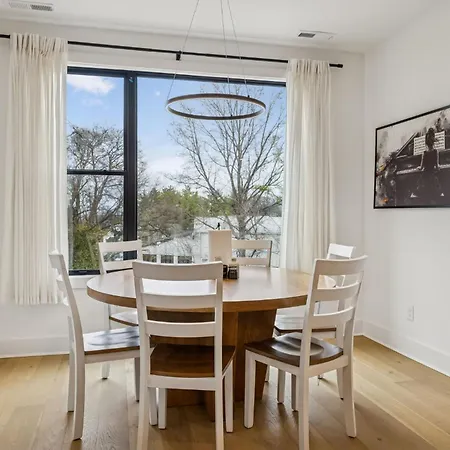 3br Townhome Rooftop Views Hot Tub & Fireplace