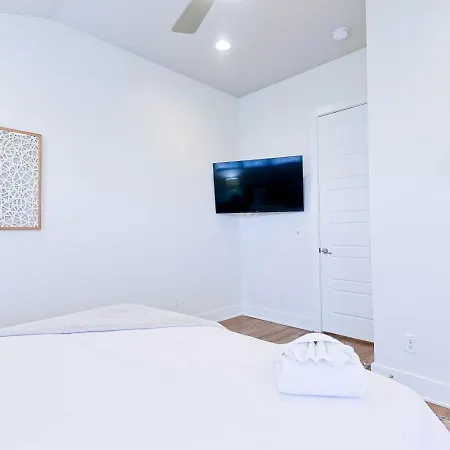Stylish Brand-new Townhome Near Hotspots * Nashville