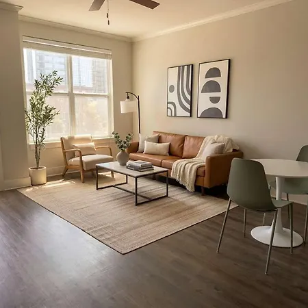 Boulevard Midtown 1br Pool Gym Parking 06 Nashville