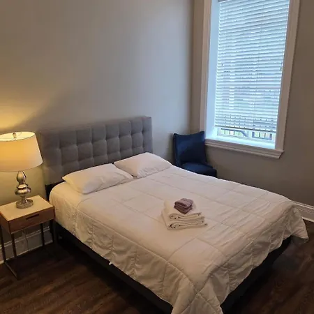 Apartment Bright And Cozy Church Conversion1br