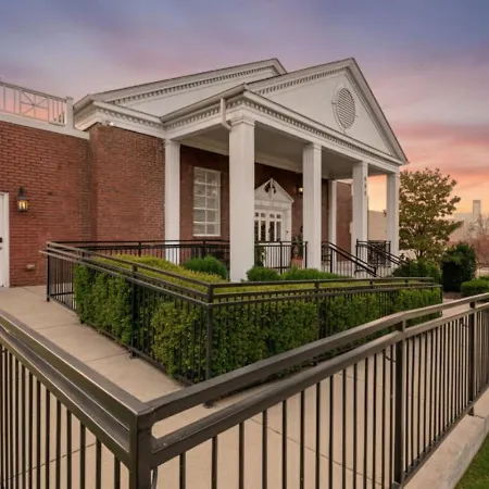 Updated 1br In East Nash-historic Church Building Nashville