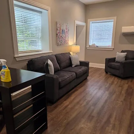 Bright And Cozy Church Conversion1br Nashville