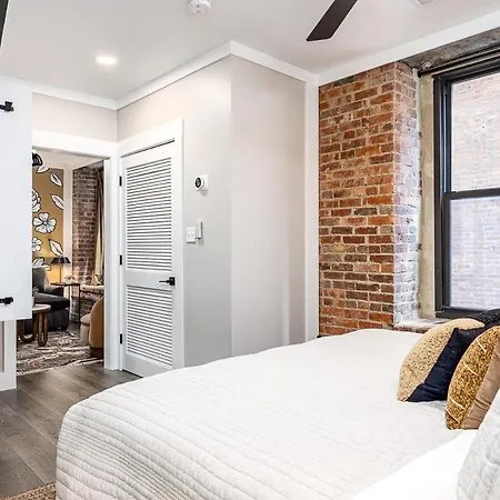 Music Dreams Downtown - Parking Included Nashville