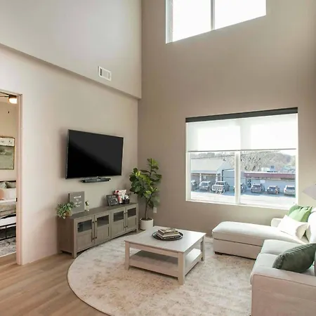 2 Bedroom + Loft Condo, Coffee Shop In Building