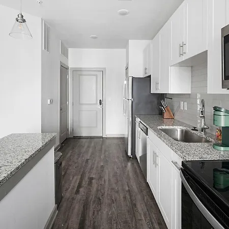 Apartment Landing Stylish 1Bd Pool Gym