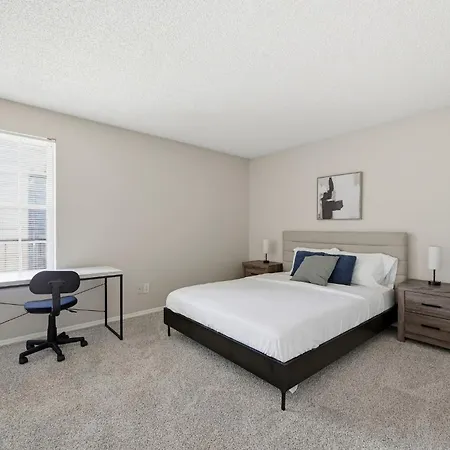Apartment Comfortable Layout With Fireplace And Dining Area