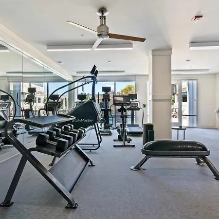 Boulevard Midtown 1br Pool Gym Parking 06 *