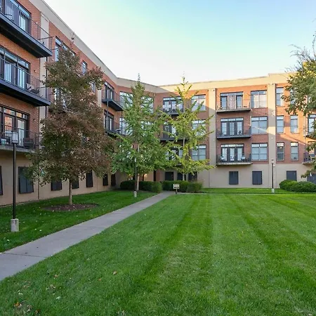 Apartment Beautiful In The Heart Of Downtown Walk To Broadway