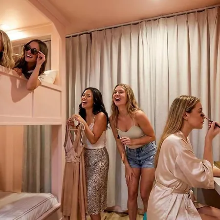Luxe Urban Retreat - Private Rooftop Hot Tub Deck * Nashville