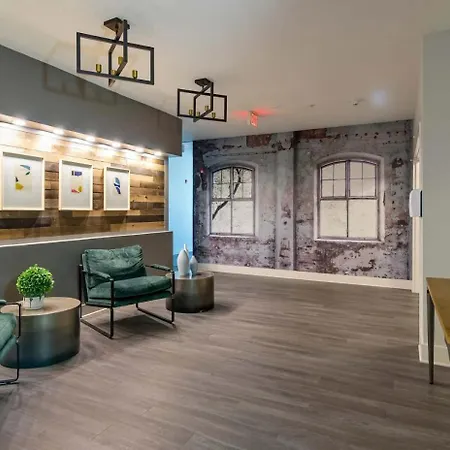 Boulevard Midtown 1br Pool Gym Parking 06 Apartment