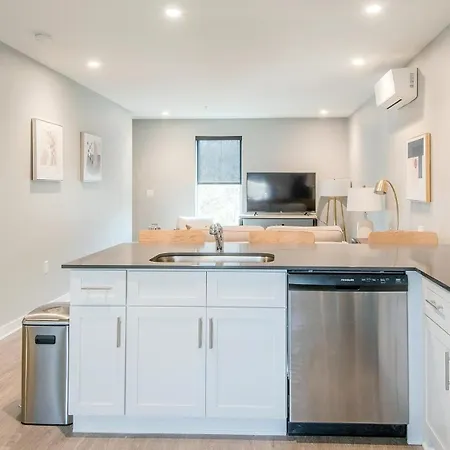Apartment Landing Stylish Studio Clubhouse Pool Nashville
