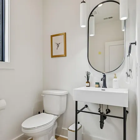 3br Townhome Rooftop Views Hot Tub & Fireplace Apartment
