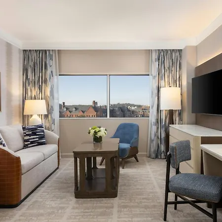 Loews At Vanderbilt Plaza