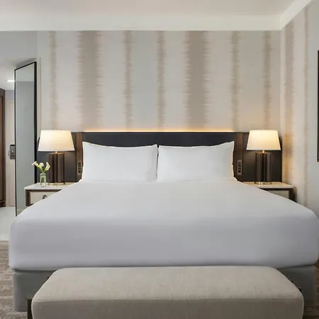 Hotel Loews At Vanderbilt Plaza 4*