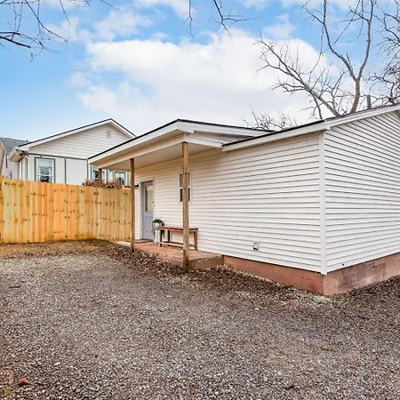 Holiday home Private With Fenced Yard In Walkable East Nashville