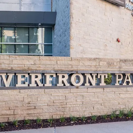 Riverfront 786 Holiday home *