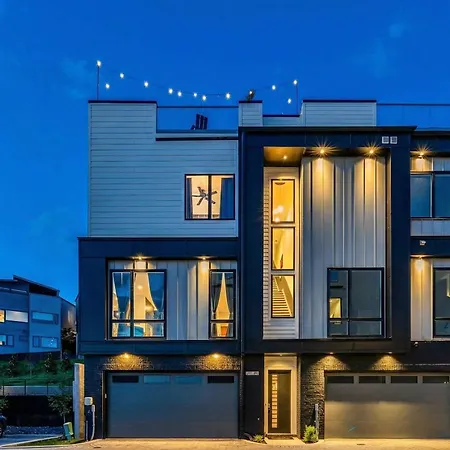 New We Roll Rooftop - Hot Tub With Views - 13 Beds * Nashville