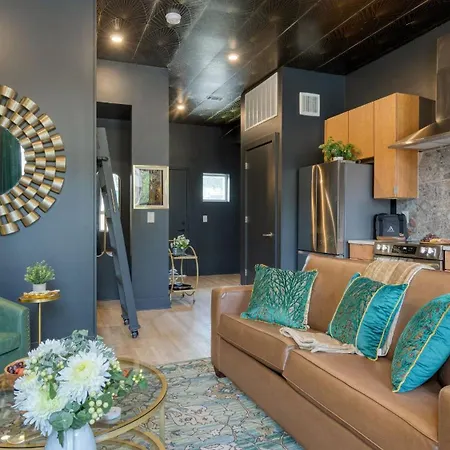 The Lischey Loft The Bloom House By Avantstay Holiday home *