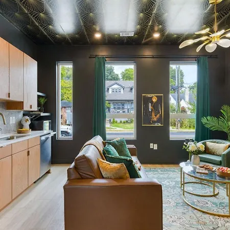 Holiday home The Lischey Loft The Bloom House By Avantstay *