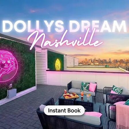 New Dollys Dream 12 Beds Downtown Nash Opry Karaoke Holiday home Nashville