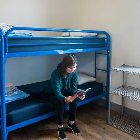 Hostel Downtown - Adults Only