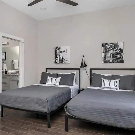 Stunning Rooftop Views Of With Hot Tub * Nashville