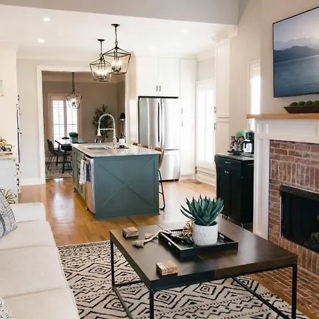 Sprawling Sylvan Park Estate * Nashville