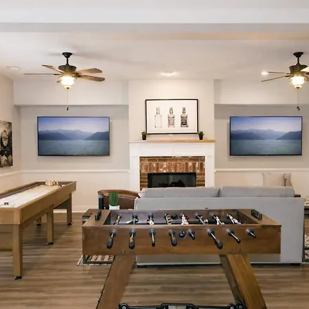 Sprawling Sylvan Park Estate Holiday home *